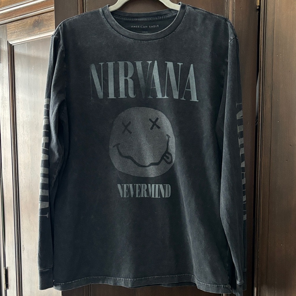 American Eagle Outfitters Black Nirvana Long Sleeve Tee Medium